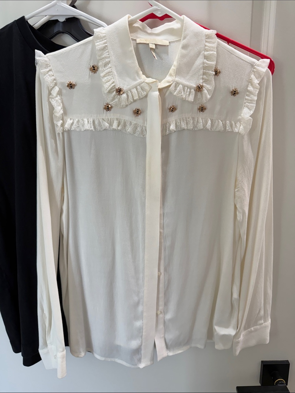 Make Cream Ruffle Collar Bee Long-Sleeve Blouse